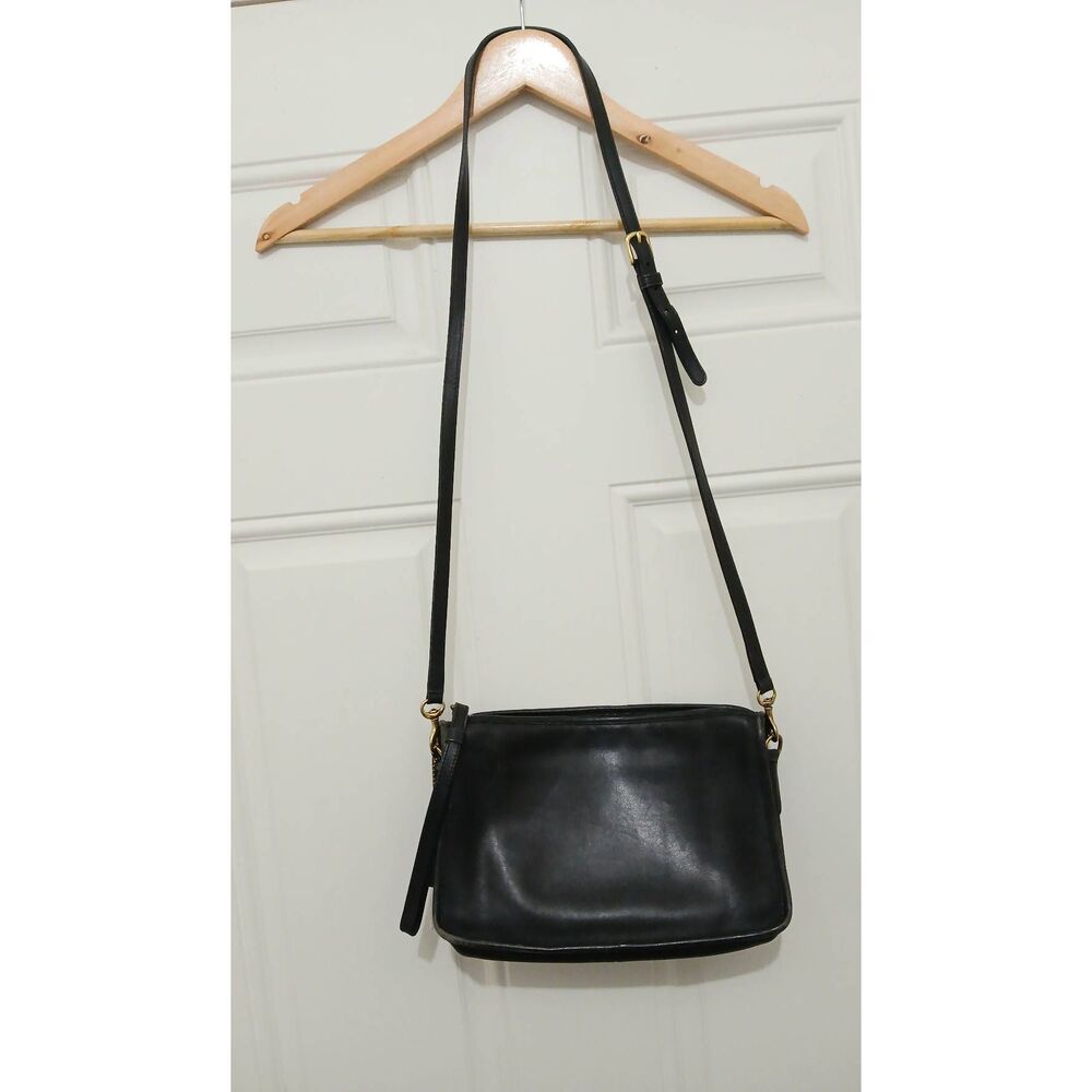 Vintage Coach Black Crossbody Bag - Picture 2 of 9